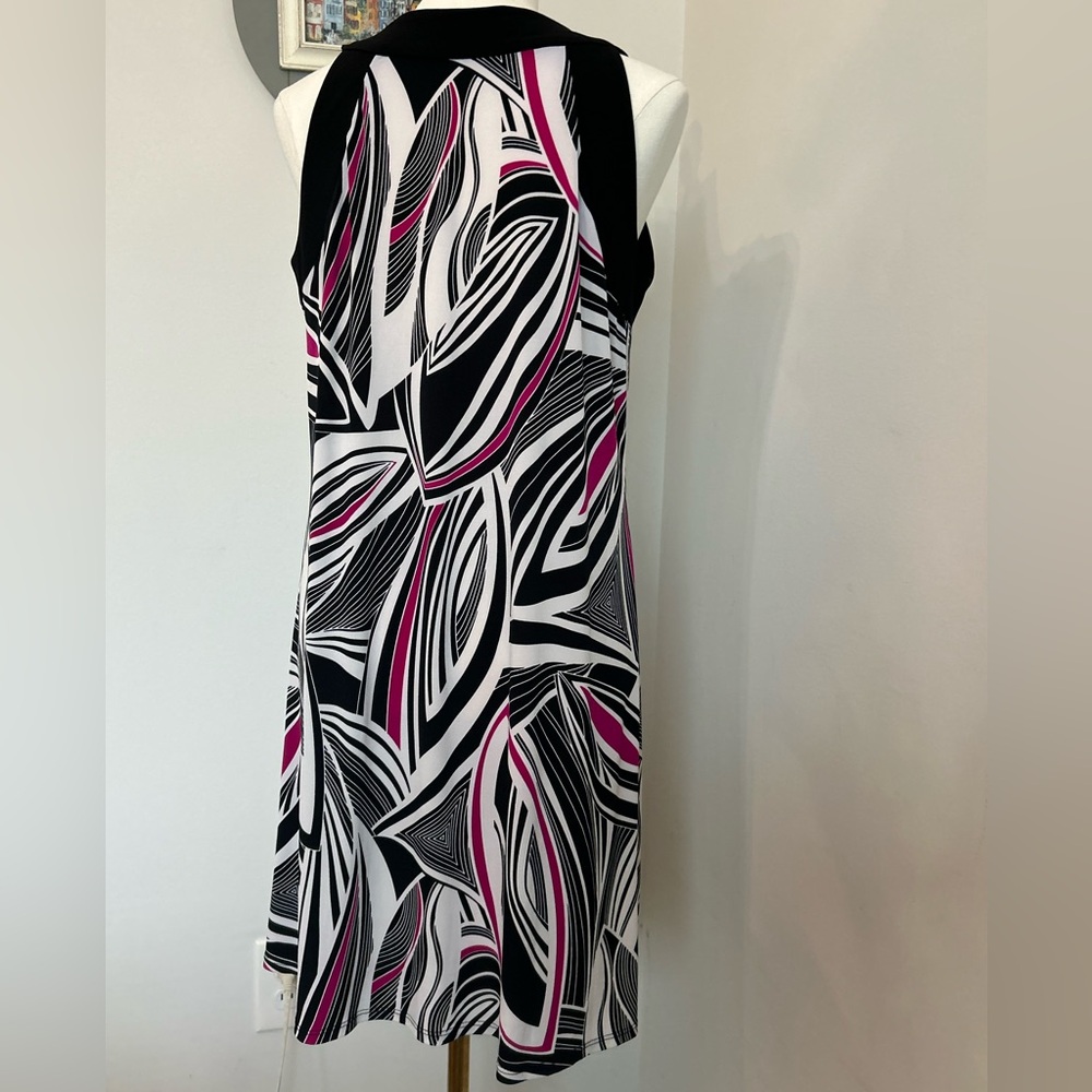 Tiana B Sleeveless Dress Midi Abstract Black & White with Splash of Pink EUC 10 - Picture 4 of 10